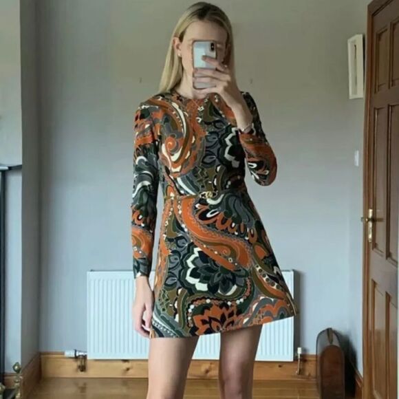 Zara Printed Multicolored A-Line Mini Dress with Accent Belt - Picture 8 of 8